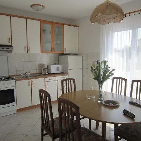 Ivic Apartments Vodice Croatia Екстериор снимка