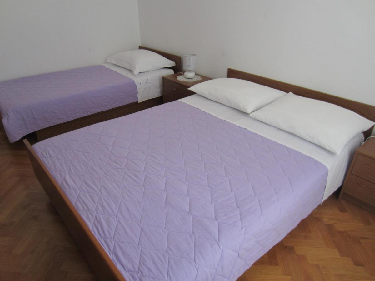 Ivic Apartments Vodice Croatia Екстериор снимка