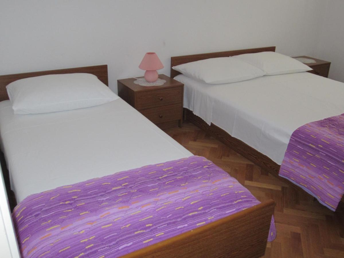 Ivic Apartments Vodice Croatia Екстериор снимка