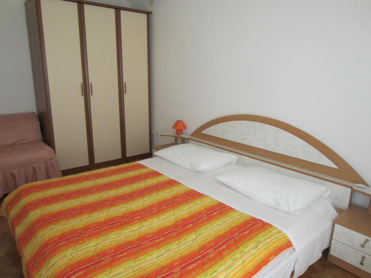 Ivic Apartments Vodice Croatia Екстериор снимка